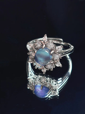 Elegant Aquamarine Ring